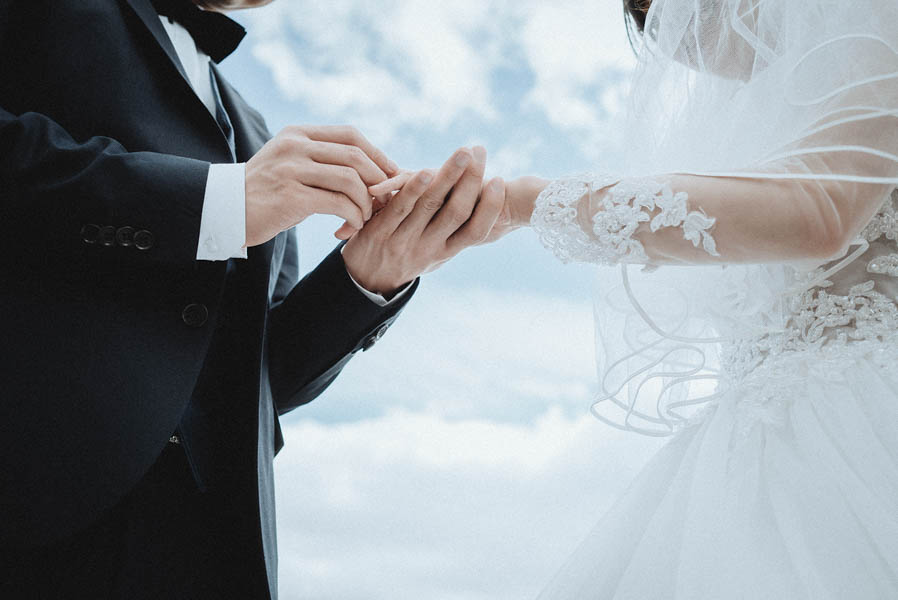 You're Not Asleep, These Spanish Wedding Portraits Are Just That Dreamy Tu Nguyen Wedding Photography-43