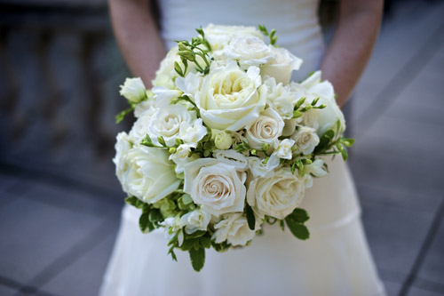 Classic wedding at University Club of Chicago, Cathedral Hall. Photo by David Wittig Photography via junebugweddings.com Classic wedding at University Club of Chicago, Cathedral Hall. Photo by David Wittig Photography via junebugweddings.com