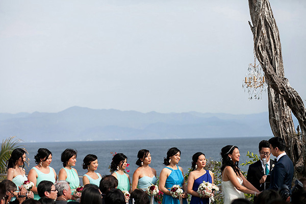 fun destination wedding at Casa China Blanca in Puerto Vallerta, Mexico - photo by Elizabeth Lloyd and Dave Getzschman | via junebugweddings.com fun destination wedding at Casa China Blanca in Puerto Vallerta, Mexico - photo by Elizabeth Lloyd and Dave Getzschman | via junebugweddings.com