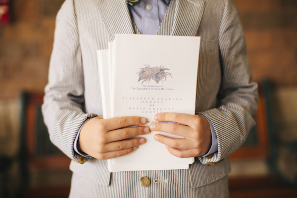 navy and pink garden wedding in Ohio, photo by Ely Brothers | via junebugweddings.com navy and pink garden wedding in Ohio, photo by Ely Brothers | via junebugweddings.com