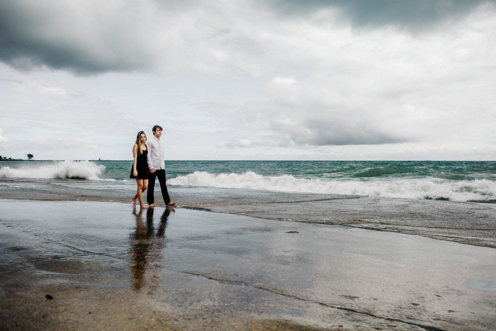 Playful-Downtown-Chicago-Engagement-Photos-Eastlyn-Bright-0014
