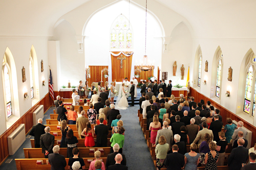 Grey and cream seaside wedding in Newport News, VA, photos by Whitebox Weddings via junebugweddings.com Grey and cream seaside wedding in Newport News, VA, photos by Whitebox Weddings via junebugweddings.com