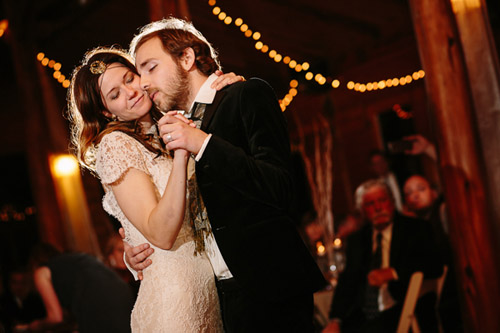 rustic wedding in Austin, Texas at the Memory Lane Event Center, photos by Caroline + Ben Photography | via junebugweddings.com rustic wedding in Austin, Texas at the Memory Lane Event Center, photos by Caroline + Ben Photography | via junebugweddings.com