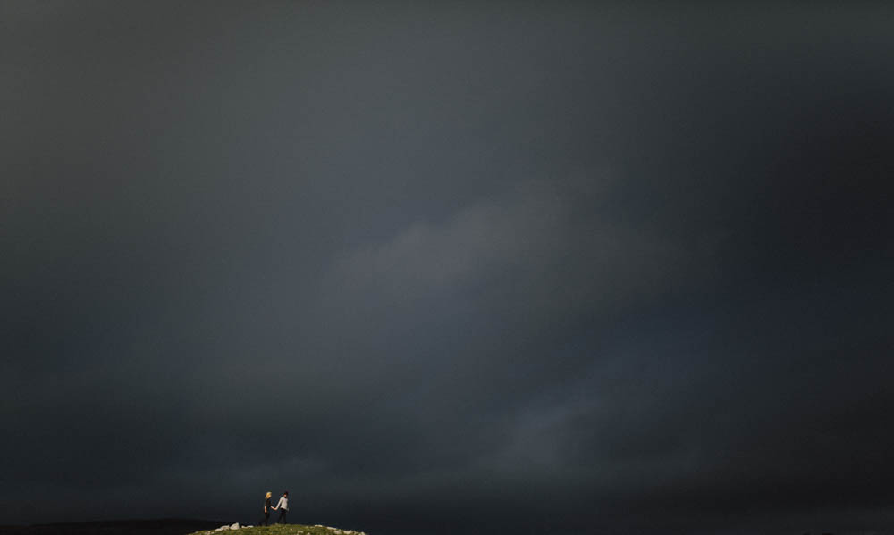 Windy-Anniversary-Session-Ireland-David-Olsthoorn (11 of 30)