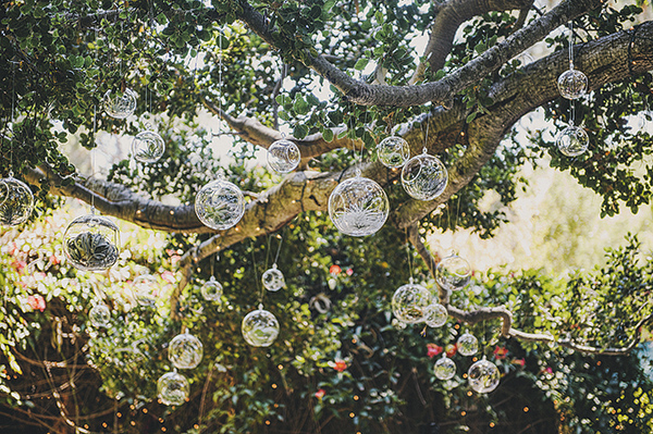 organic outdoor summer wedding at Holly Farm - photo by Lisa Lefringhouse Photography | via junebugweddings.com organic outdoor summer wedding at Holly Farm - photo by Lisa Lefringhouse Photography | via junebugweddings.com