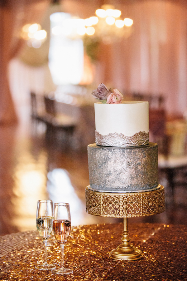 romantic blush and gold wedding inspiration shoot with photos by Vue Photography | via junebugweddings.com romantic blush and gold wedding inspiration shoot with photos by Vue Photography | via junebugweddings.com