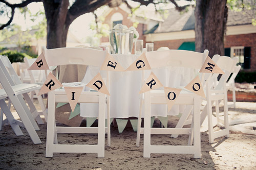 French country themed wedding at Pebble Hill Plantation in Georgia, photo by Elizabeth Davis Photography | junebugweddings.com French country themed wedding at Pebble Hill Plantation in Georgia, photo by Elizabeth Davis Photography | junebugweddings.com