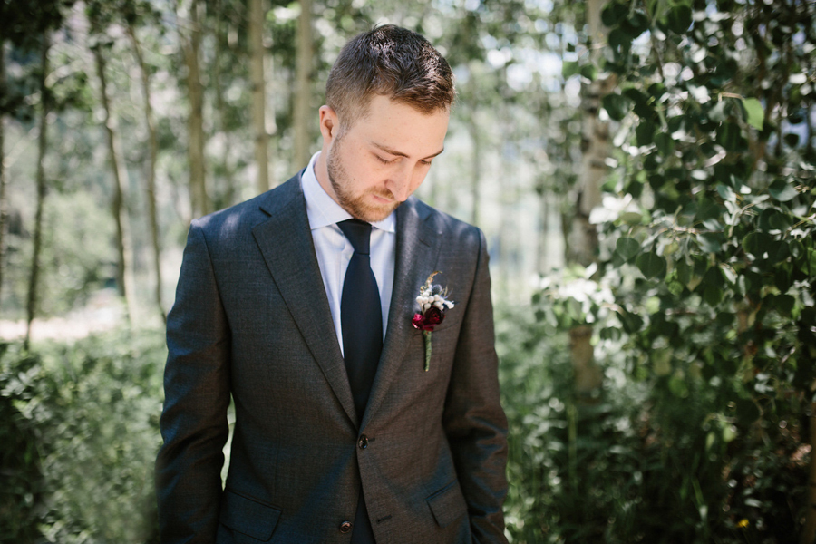this-maroon-bells-ampitheater-wedding-proves-that-intimate-affairs-can-be-totally-epic-26