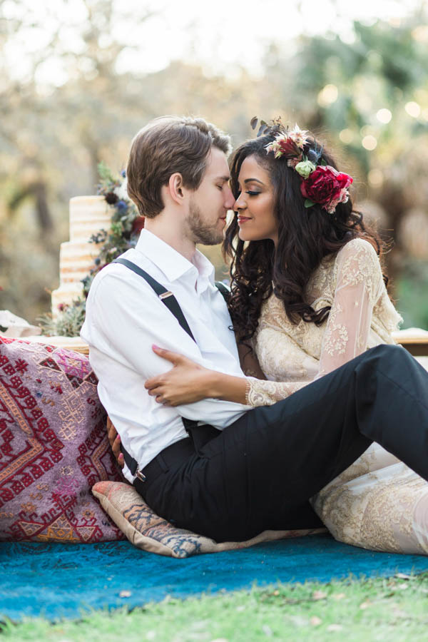 Texas-Bohemian-Wedding-Style-Laguna-Gloria-Holly-Kringer-Photography (25 of 30)