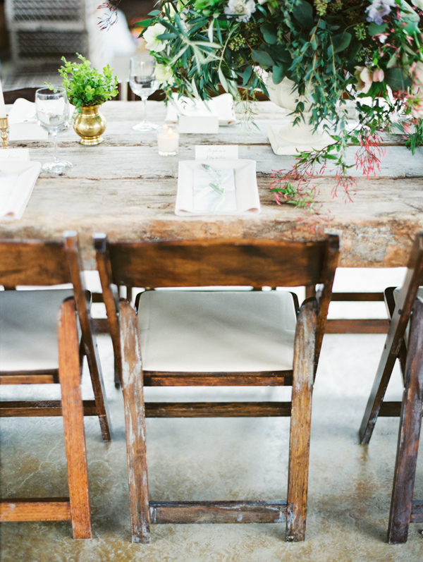 romantic pastoral wedding on a Tennessee farm with photos by Erich McVey | via junebugweddings.com romantic pastoral wedding on a Tennessee farm with photos by Erich McVey | via junebugweddings.com