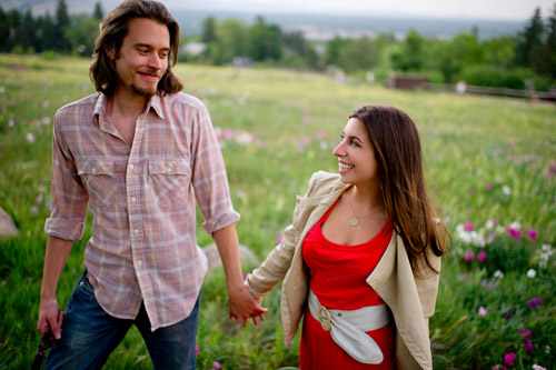 City and country Colorado engagement photos by Chosen Photography | via junebugweddings.com City and country Colorado engagement photos by Chosen Photography | via junebugweddings.com