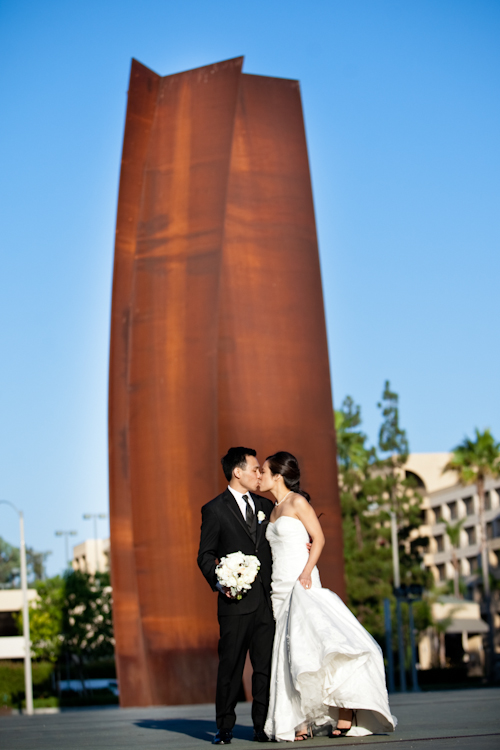 segerstrom center for the arts wedding photo by Jules Bianchi | junebugweddings.com segerstrom center for the arts wedding photo by Jules Bianchi | junebugweddings.com