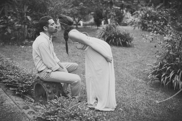 tropical elopement in Costa Rica, photo by Costa Vida Photography | via junebugweddings.com tropical elopement in Costa Rica, photo by Costa Vida Photography | via junebugweddings.com