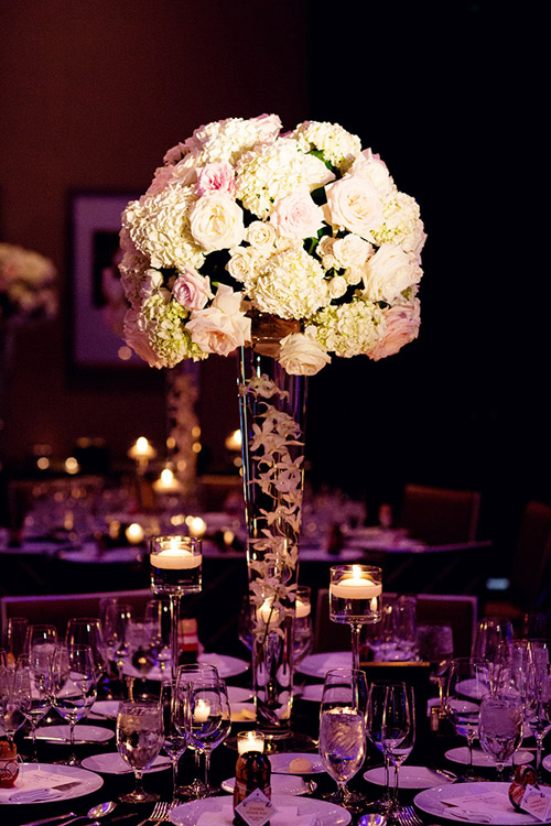 chic and stylish Chicago wedding at The Trump Hotel & Tower, photos by Olivia Leigh Photographie | via junebugweddings.com chic and stylish Chicago wedding at The Trump Hotel & Tower, photos by Olivia Leigh Photographie | via junebugweddings.com