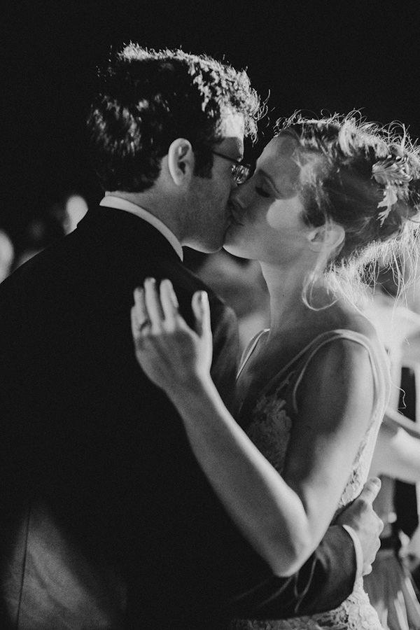 wedding reception dance, photo by Bradford Martens | via junebugweddings.com wedding reception dance, photo by Bradford Martens | via junebugweddings.com