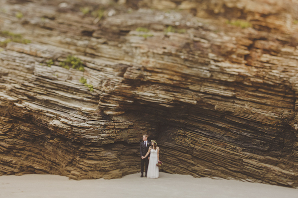 destination elopement on the Playa de las Catedrales in Spain, photo by Ed Peers | via junebugweddings.com destination elopement on the Playa de las Catedrales in Spain, photo by Ed Peers | via junebugweddings.com