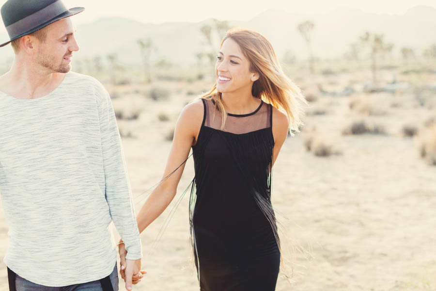 Breezy-Joshua-Tree-Engagement-Photos-at-Sunset-Anne-Claire-Brun-3