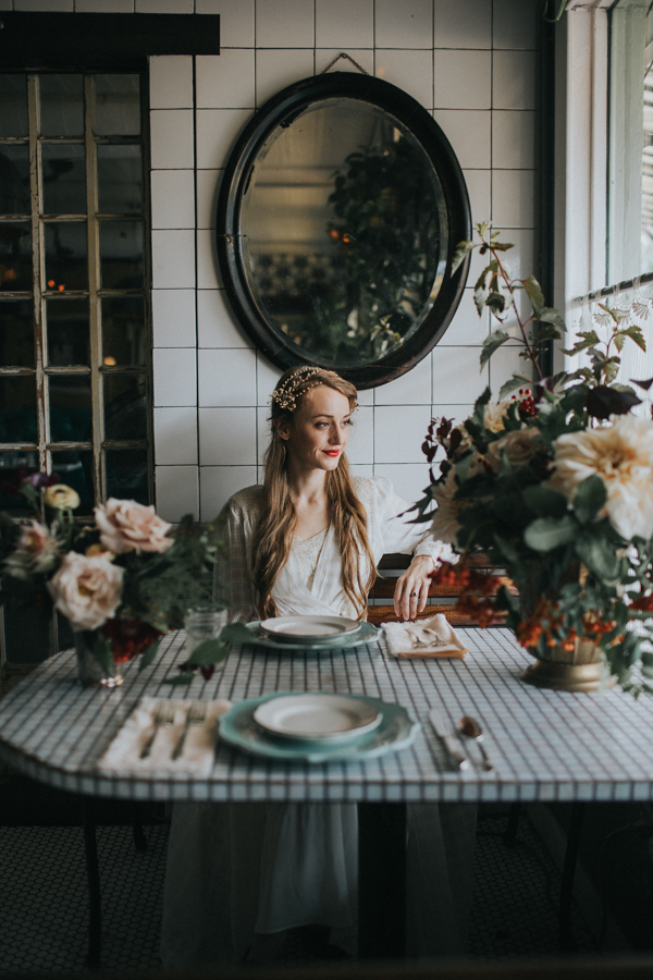 vintage-east-austin-wedding-inspiration-with-an-irish-twist-5