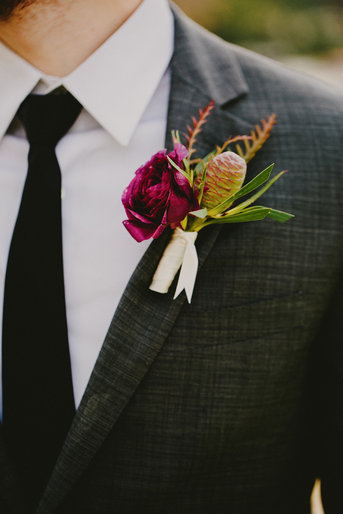 creative-blush-wedding-inspiration-at-echo-park-lake-2