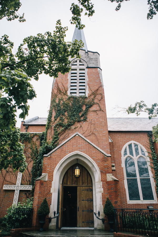 classic southern wedding in Atlanta, photo by Vue Photography | via junebugweddings.com classic southern wedding in Atlanta, photo by Vue Photography | via junebugweddings.com