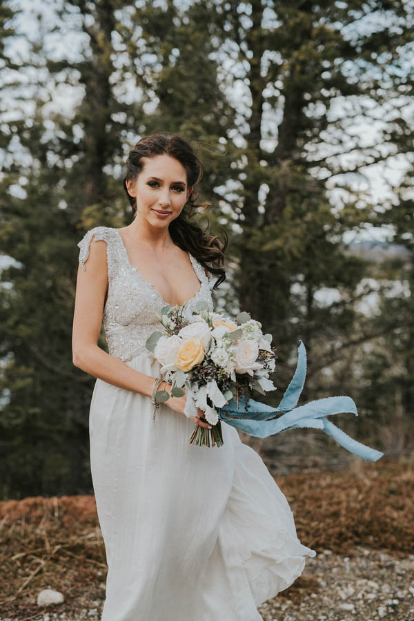 Winter-Mountain-Elopement-Banff-National-Park-12