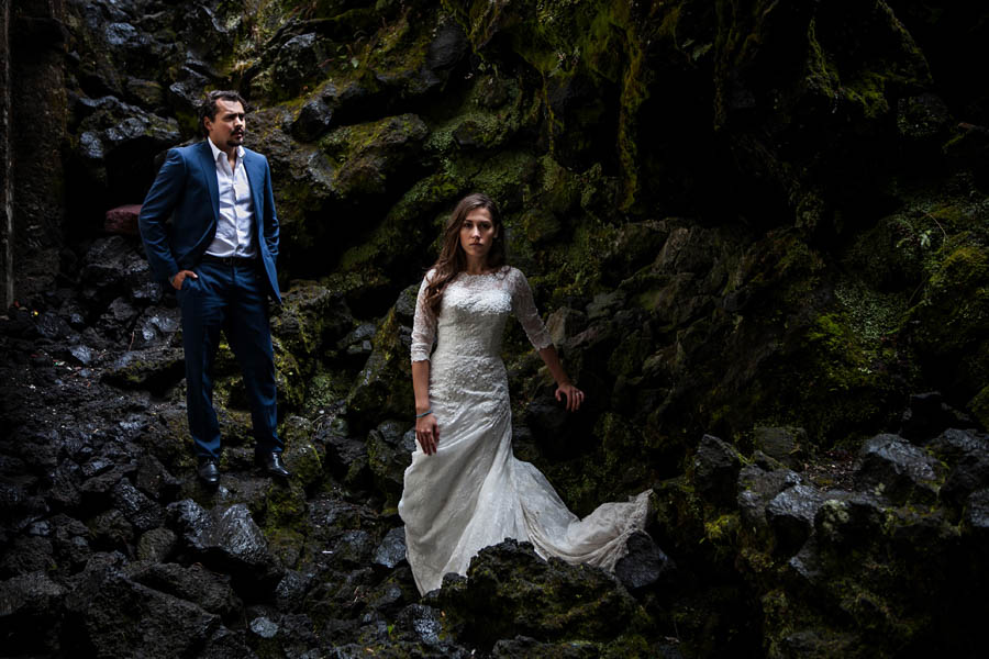 Romantic-Post-Wedding-Shoot-San-Juan-Parangaricutiro-Jorge-Kick (11 of 25)