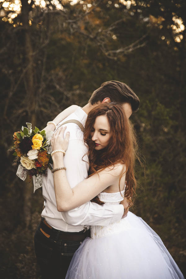 Vintage-Fall-Wedding-Inspiration-CiogiArt-Lifestyles-Photography--5