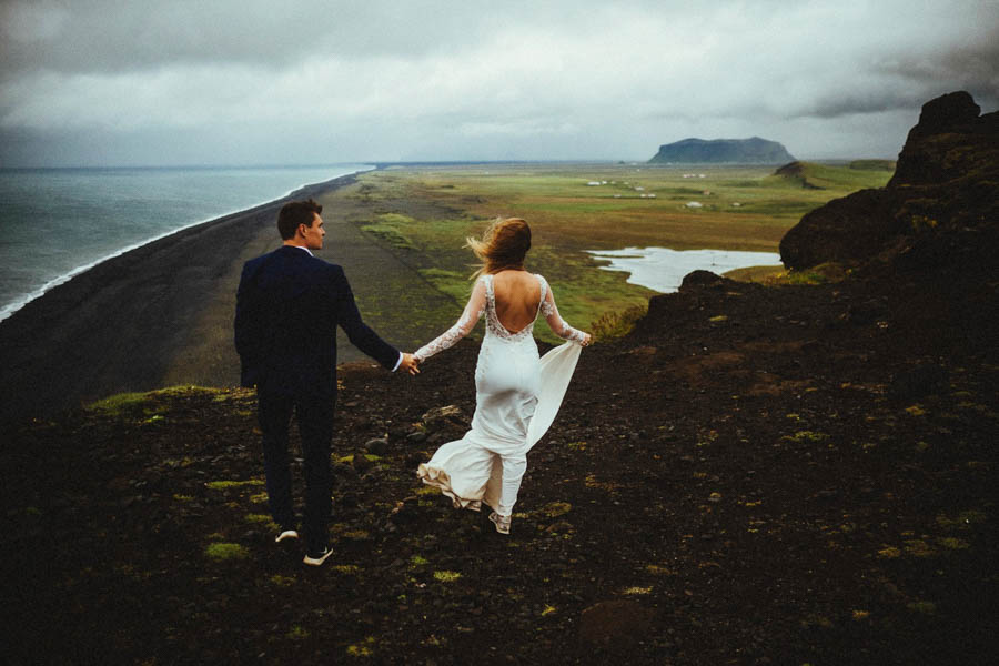 crazy-passionate-icelandic-wedding-adventure-maciej-suwalowski-35