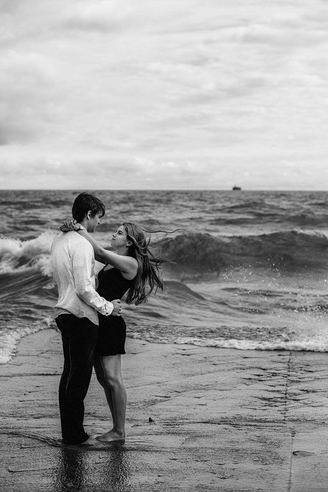 Playful-Downtown-Chicago-Engagement-Photos-Eastlyn-Bright-0027