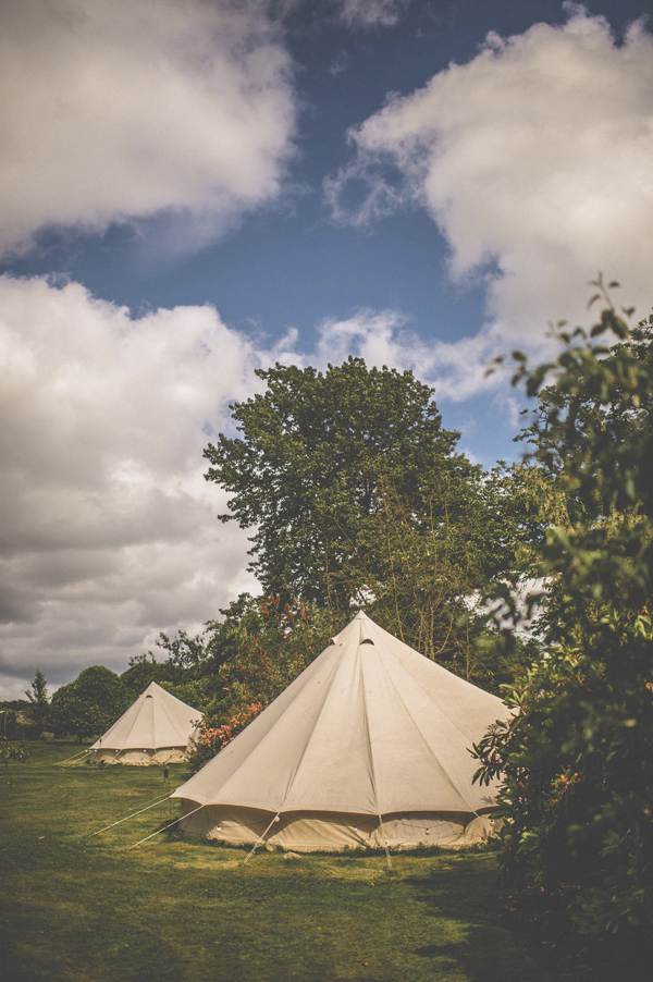 vintage inspired garden wedding in Ireland, photos by Savo Photography | via junebugweddings.com vintage inspired garden wedding in Ireland, photos by Savo Photography | via junebugweddings.com