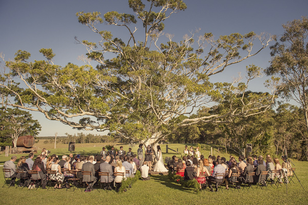 natural green and yellow wedding at Yandida Station, Australia, photo by Studio Impressions | via junebugweddings.com natural green and yellow wedding at Yandida Station, Australia, photo by Studio Impressions | via junebugweddings.com