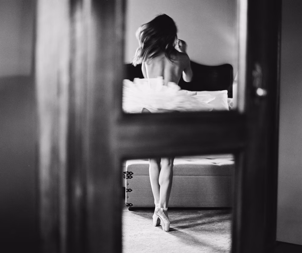 ballerina boudoir photo shoot