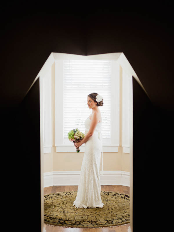 simple and elegant bridal portrait simple and elegant bridal portrait