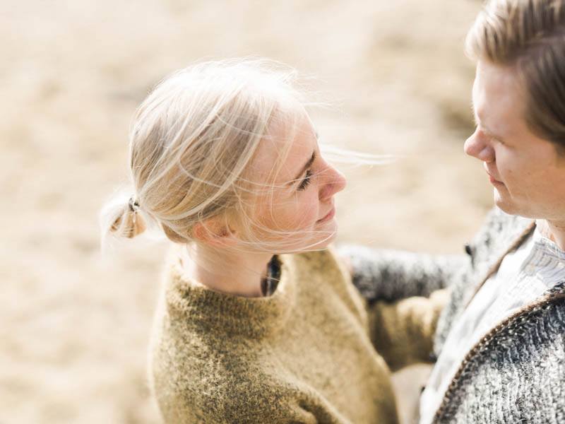 Intimate-Iceland-Engagement-Capyture (12 of 19)