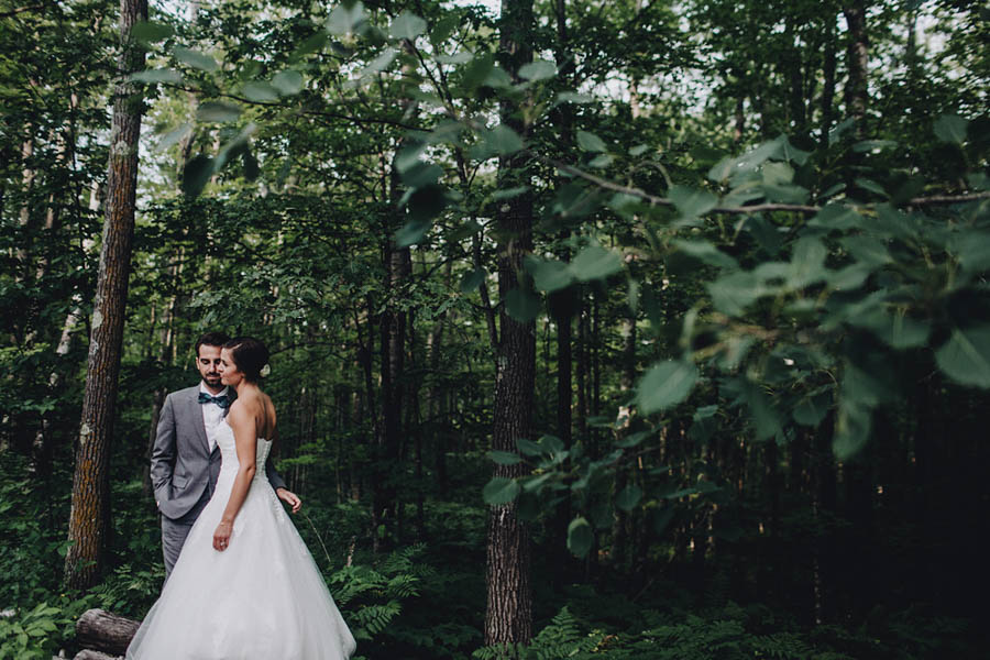 Minnesota-Woodland-Wedding-at-Juliane-James-Place-Matt-Lien-11
