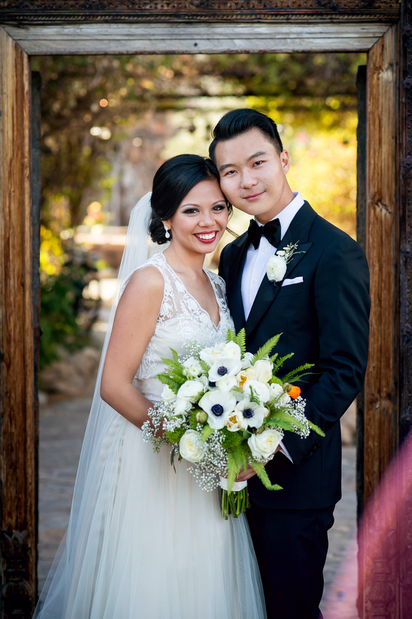 intimate romantic wedding and surprise dance party reception, photo by davina + daniel | via junebugweddings.com intimate romantic wedding and surprise dance party reception, photo by davina + daniel | via junebugweddings.com