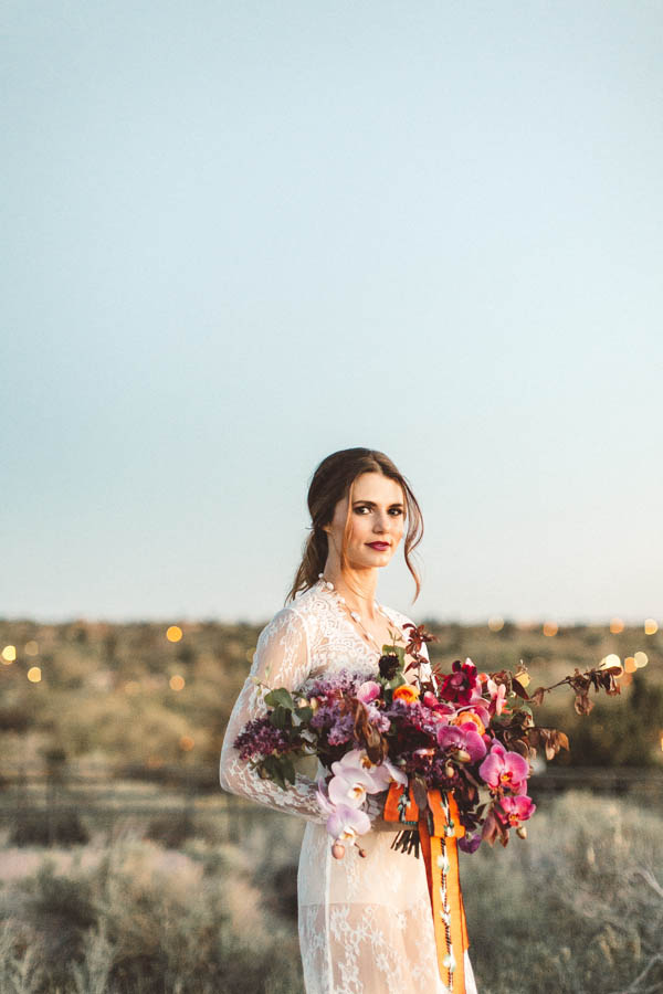 edgy-romantic-santa-fe-bridal-inspiration-23