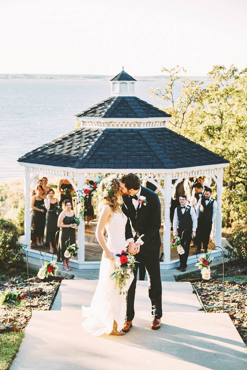 View More: http://stephanierogersphotography.pass.us/junebugdanielandmarybeth