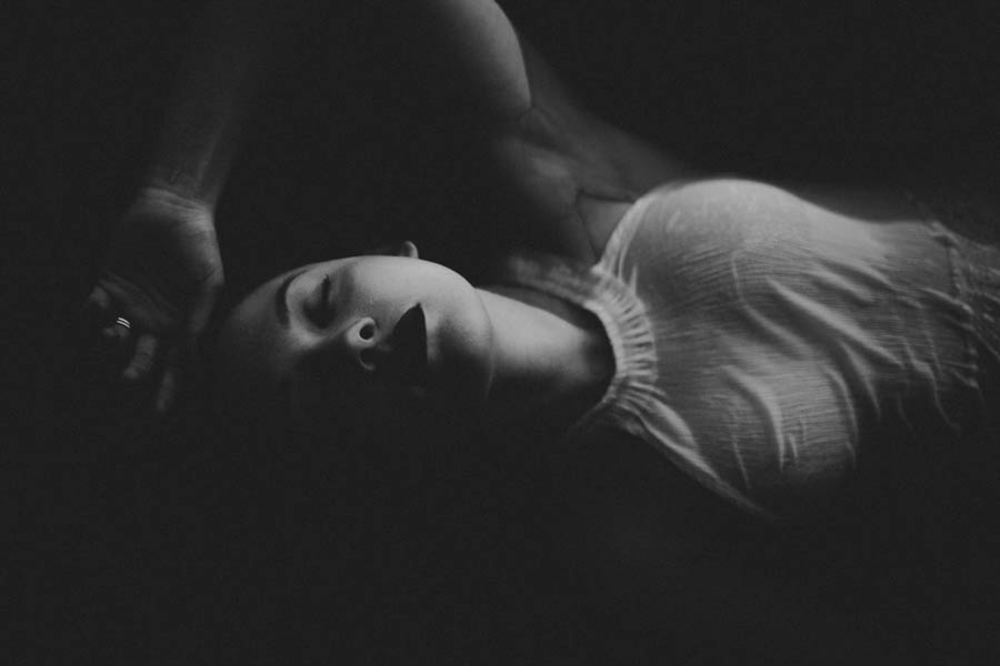 Artistic-Boudoir-Session-in-Ohio-The-Wayfarers-Photography (17 of 22)