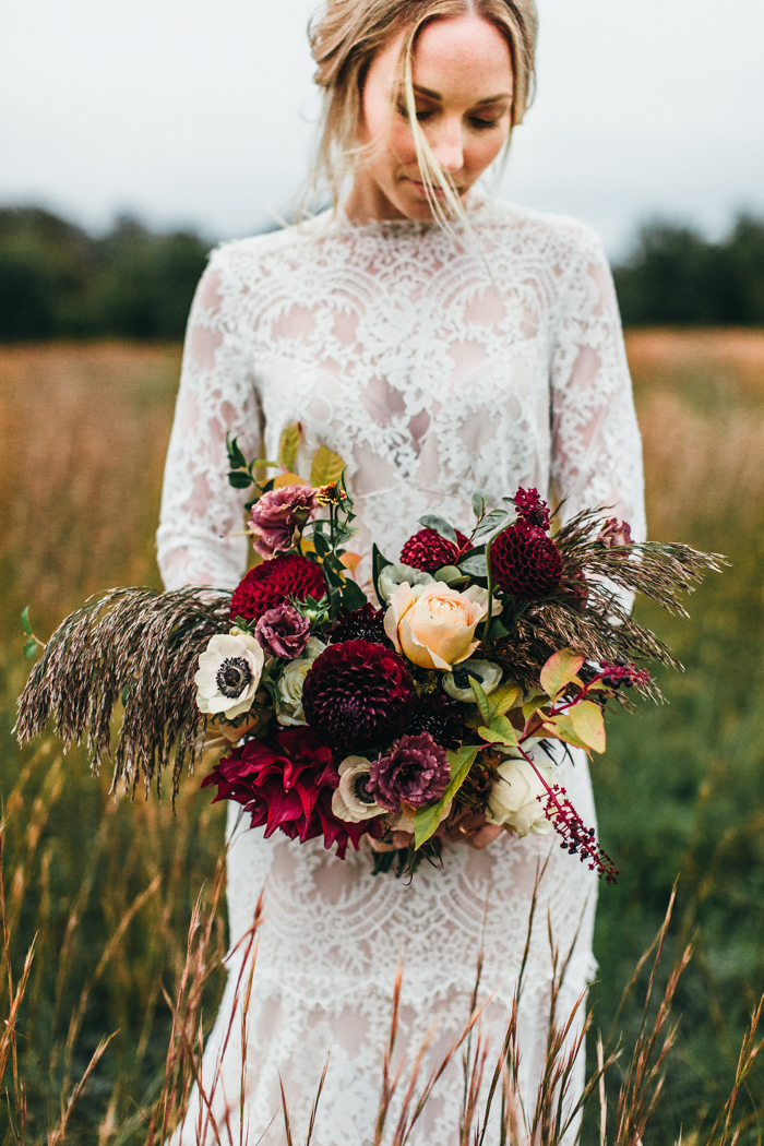organic-meets-sophisticated-wedding-inspiration-at-eolia-mansion-25