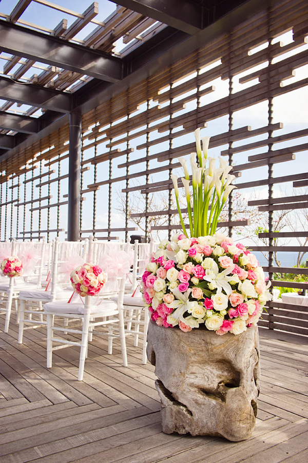 wedding in Bali at Alila Villas Uluwatu, photo by Marcus Bell of Studio Impressions | junebugweddings.com wedding in Bali at Alila Villas Uluwatu, photo by Marcus Bell of Studio Impressions | junebugweddings.com