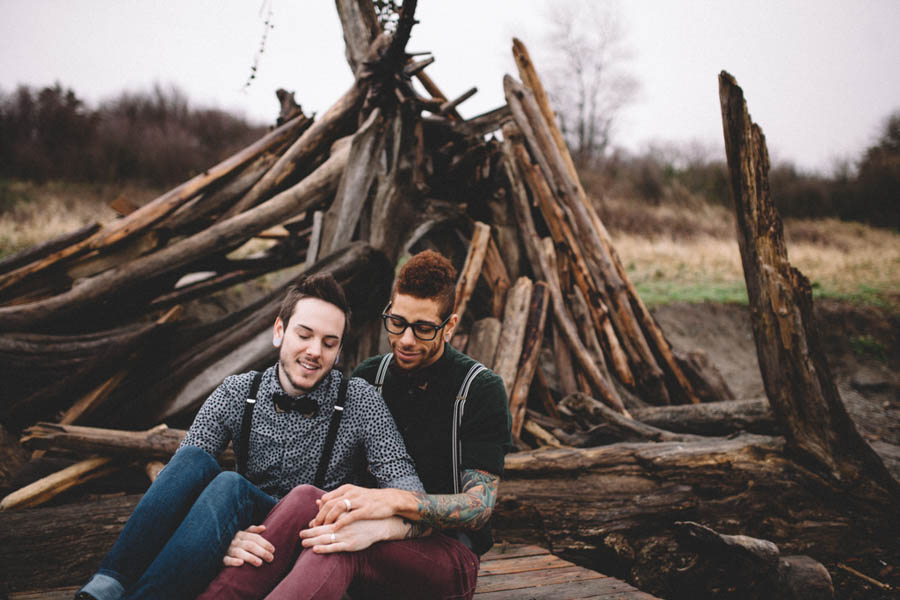 Sweetest-Seattle-Street-Art-Engagement-Julia-Kinnunen-Photography-16
