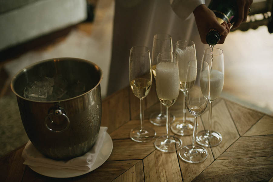 Stunning-Toronto-Wedding-at-Hart-House-Daring-Wanderer-03