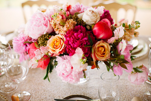 vintage metallic vineyard wedding in Michigan, photo by Dan Stewart Photography | via junebugweddings.com vintage metallic vineyard wedding in Michigan, photo by Dan Stewart Photography | via junebugweddings.com
