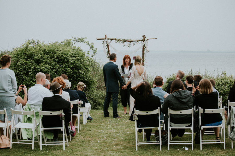 botanical-danish-island-wedding-at-the-garden-of-badehotel-aero-21