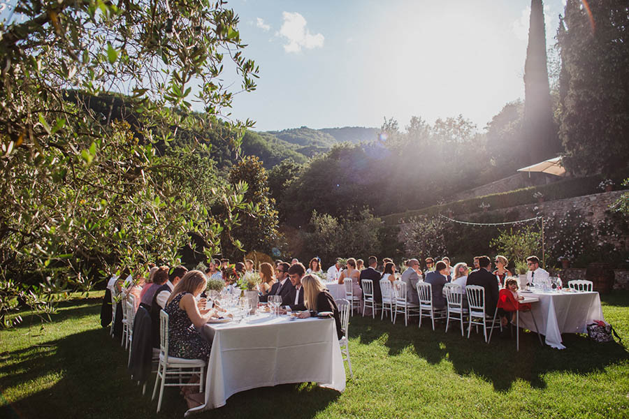Classically-Beautiful-Tuscany-Wedding-Catureglio-8