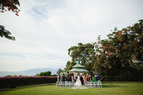 Pretty, classic, pink wedding in Maui from Sweet Pea Events with photos by Sarah & Rocky Photography | via junebugweddings.com Pretty, classic, pink wedding in Maui from Sweet Pea Events with photos by Sarah & Rocky Photography | via junebugweddings.com