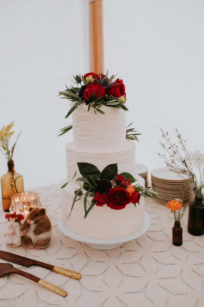 naturally-boho-maine-wedding-at-the-lookout-66