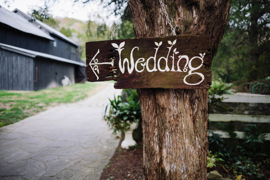 Southern-Chic-Nashville-Wedding-Historic-Cedarwood-2