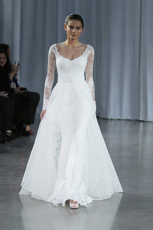 Monique Lhuillier wedding dress from her Fall 2013 bridal collection runway show | via junebugweddings.com Monique Lhuillier wedding dress from her Fall 2013 bridal collection runway show | via junebugweddings.com